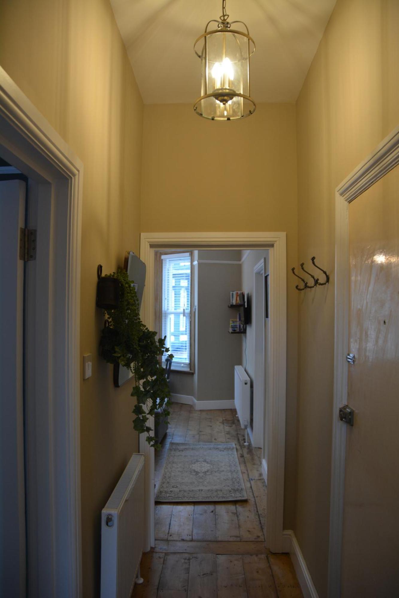 The Fabulous Number Two Apartment A Cosy Coastal Getaway โครเมอร์ ภายนอก รูปภาพ